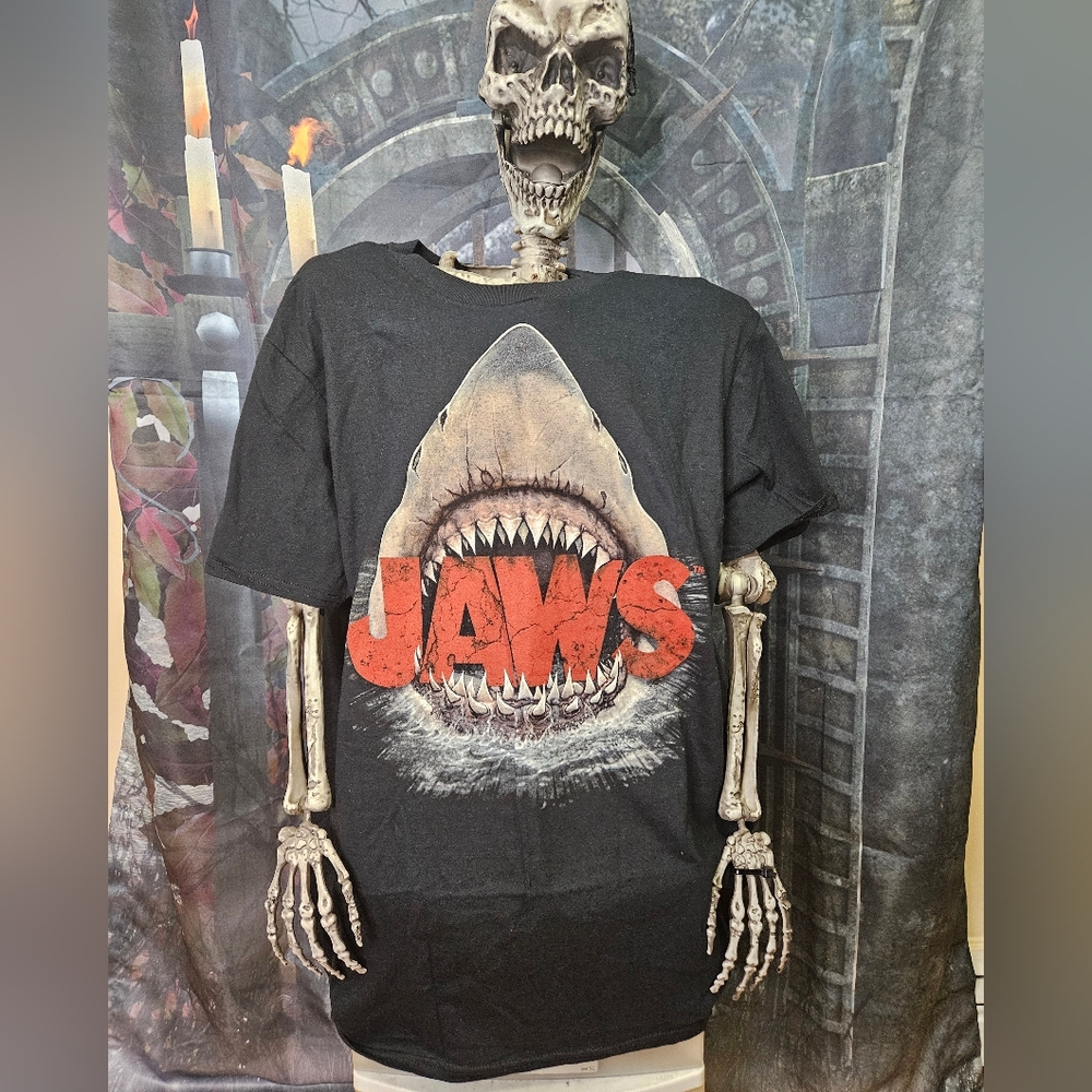 Fright Rags Jaws Graphic Tee